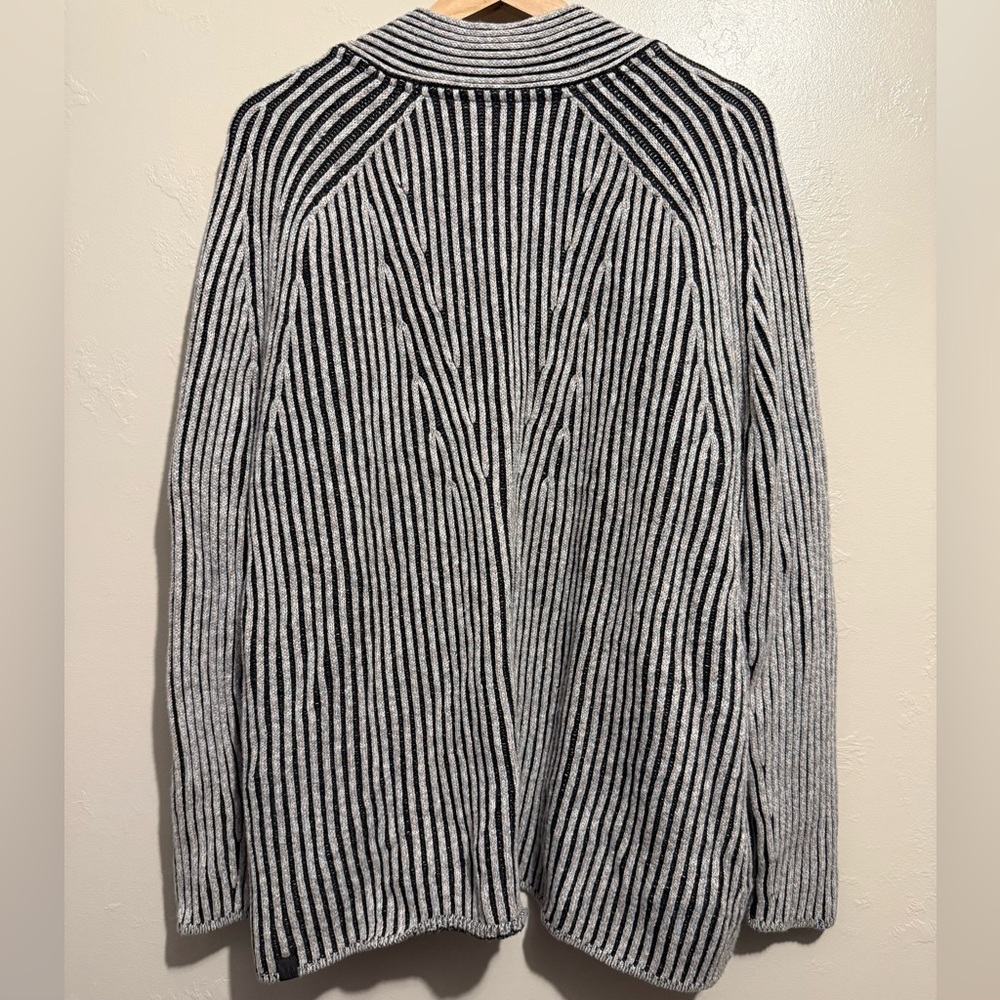 Lululemon Cotton-Cashmere Blend Sweater Wrap Powdered Clay/White/Lakeside Size 8 - Picture 5 of 15